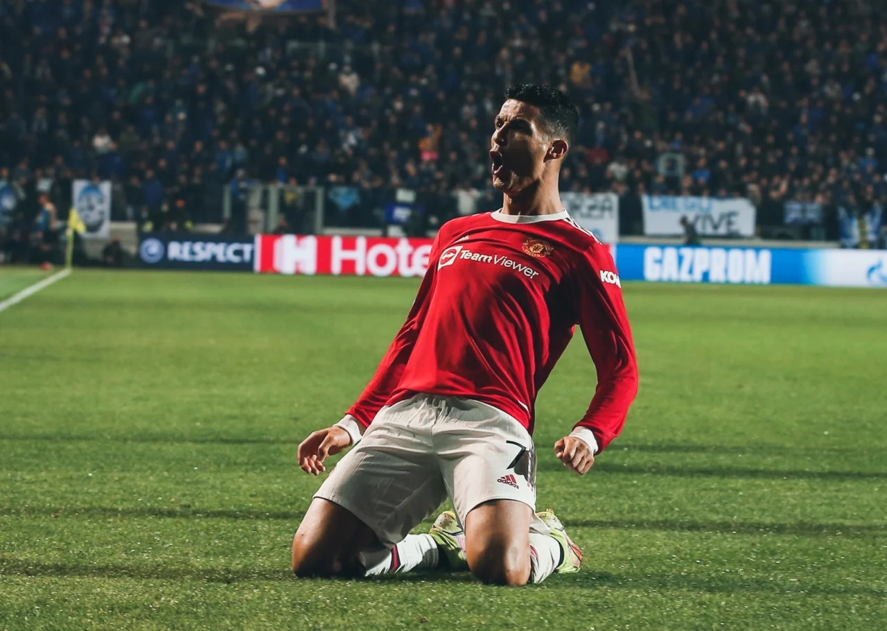 华体会官网-里昂轻取阿森纳，C罗补时绝平世界杯的简单介绍