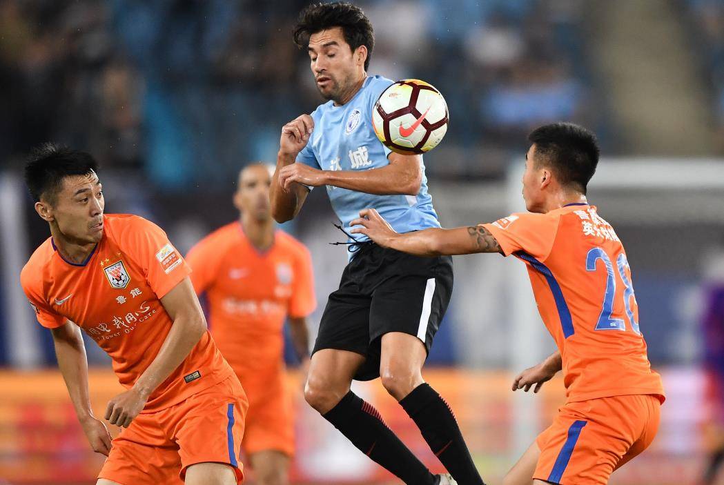 包含惊险绝杀！华夏幸福客场胜鲁能的词条