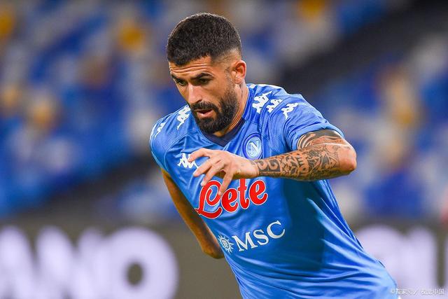 华体会登录-包含那不勒斯主帅战术风格独特，球队或展现出色表现的词条