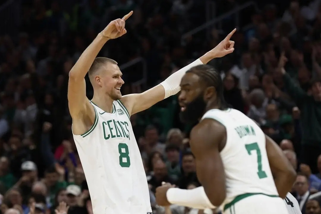 华体会hth-湖人B队横扫篮网B队，西蒙斯一己之力扛起全队的简单介绍